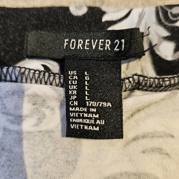 💥2for15💥 Forever 21 peplum mini skirt - Picture 3 of 6